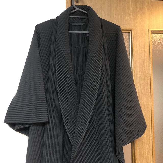 PLEATS PLEASE ISSEY MIYAKE(プリーツプリーズイッセイミヤケ)のオムプリッセ  羽織コート 18ss メンズのジャケット/アウター(ポンチョ)の商品写真