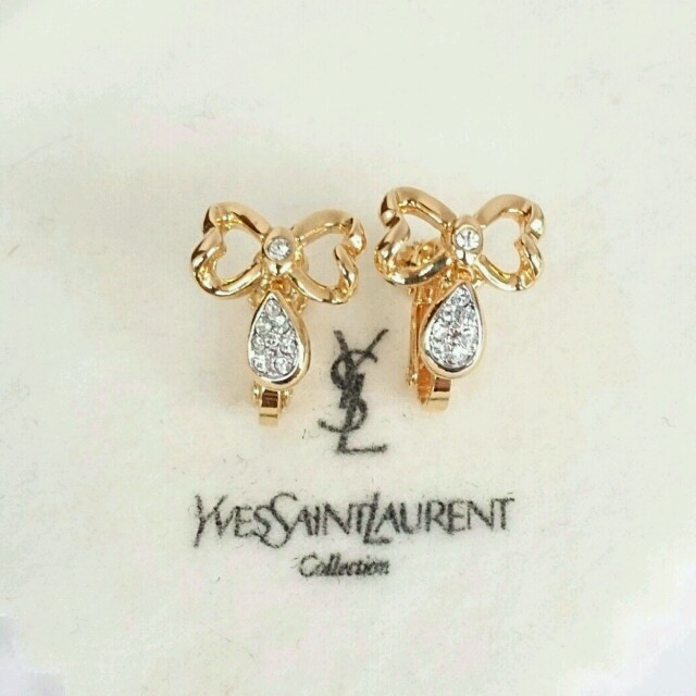 Saint Laurent(サンローラン)のおまとめ(*^^*) レディースのアクセサリー(ネックレス)の商品写真