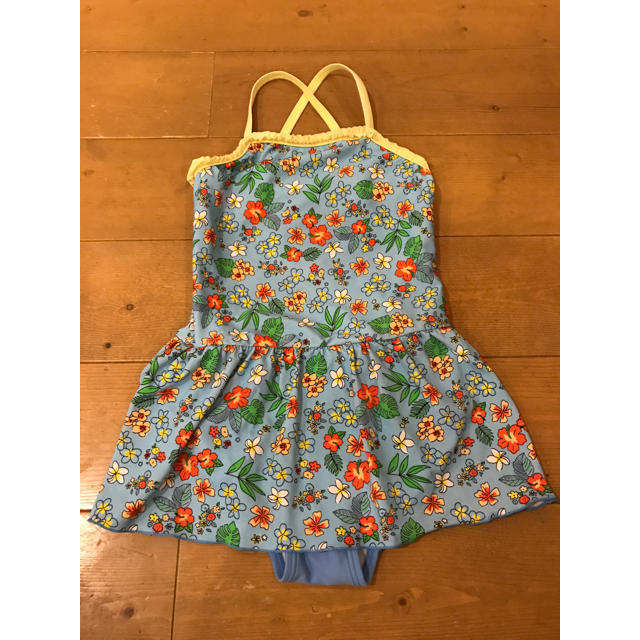 BeBe(ベベ)の水着 女の子 130cm キッズ/ベビー/マタニティのキッズ服女の子用(90cm~)(水着)の商品写真