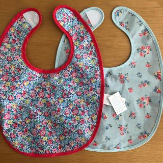 キャスキッドソン(Cath Kidston)の【新品】キャスキッドソン スタイ 2枚組(ベビースタイ/よだれかけ)