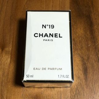 シャネル(CHANEL)のCHANEL EAU DE PARFUM シャネル 香水 50ml(香水(女性用))