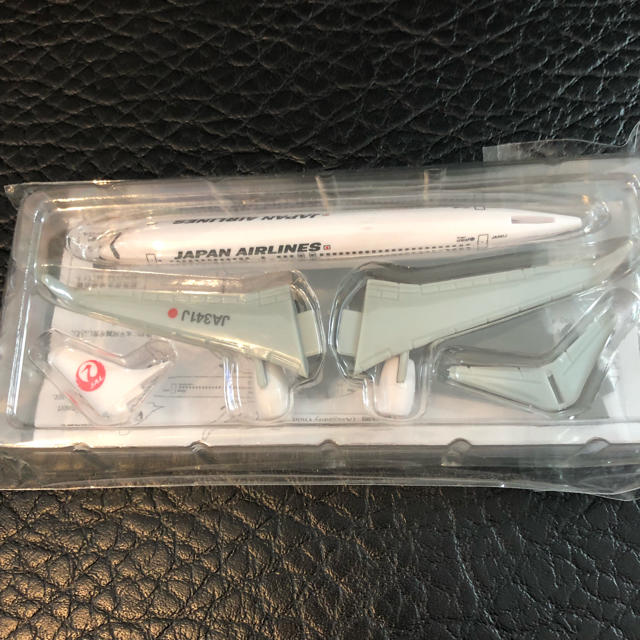 JAL(日本航空)(ジャル(ニホンコウクウ))の【未開封】【新品】JAL 日本航空 飛行機 プラモデル エンタメ/ホビーのおもちゃ/ぬいぐるみ(模型/プラモデル)の商品写真