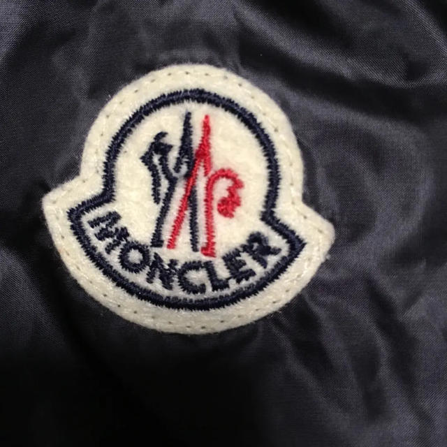 MONCLER - モンクレール 巾着 ワッペン付きの通販 by くま♀'s shop ...