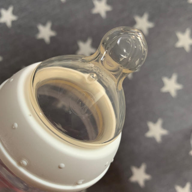 NUK 哺乳瓶 プラスチック キッズ/ベビー/マタニティの授乳/お食事用品(哺乳ビン)の商品写真