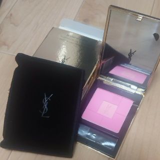 イヴサンローランボーテ(Yves Saint Laurent Beaute)のイブサンローラン ヴォリュプテ5 チーク(チーク)