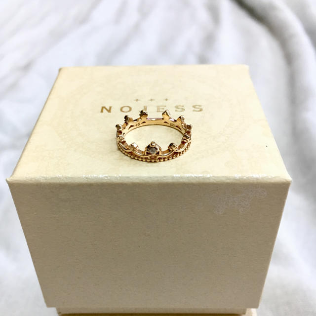 NOJESS(ノジェス)のNOJESS フェアリークラウン ピンキーリング レディースのアクセサリー(リング(指輪))の商品写真