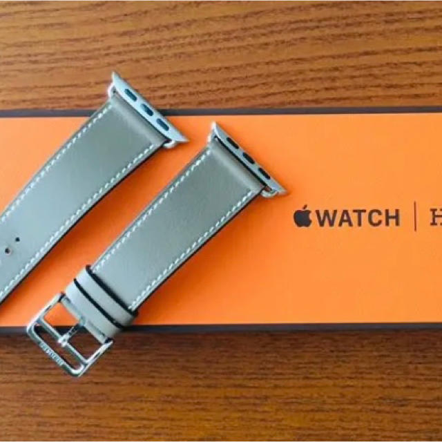 Hermes(エルメス)の超美品 Apple Watch Hermès 44mm用 ベルト メンズの時計(ラバーベルト)の商品写真