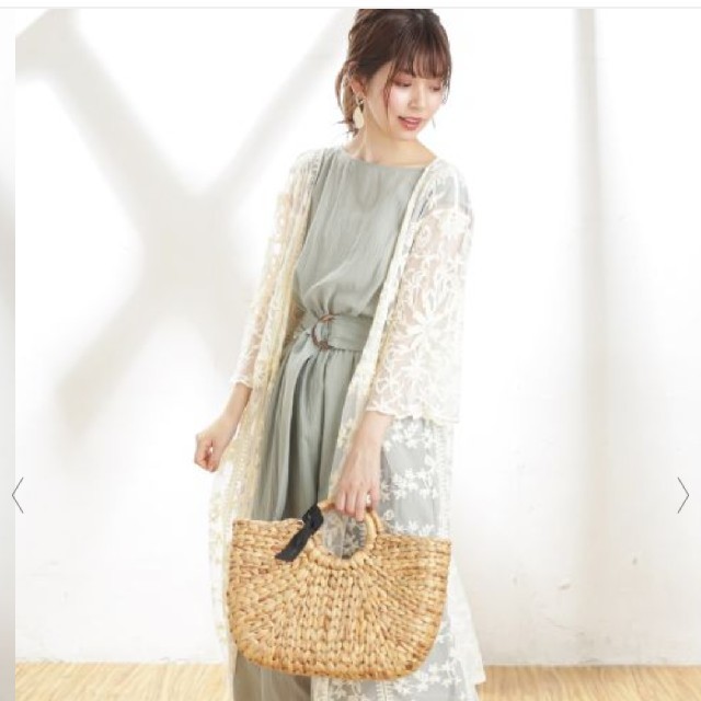 one after another NICE CLAUP(ワンアフターアナザーナイスクラップ)のナチュラルクリーム ヴィンテージレースガウン レディースのトップス(カーディガン)の商品写真