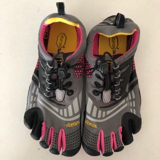 ビブラム(vibram)のVibram FiveFingers/W38(23.8cm)(スニーカー)