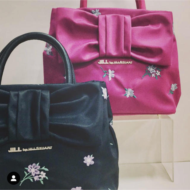 JILL by JILLSTUART(ジルバイジルスチュアート)のJILL by JILLSTUART リボントートバック 黒 レディースのバッグ(トートバッグ)の商品写真