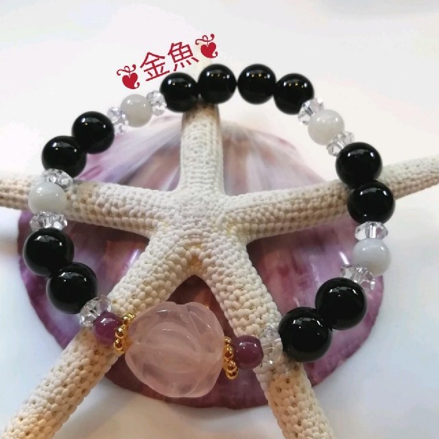 ローズクォーツ薔薇✧ルビー✧月の石✧オニキス✧ブレスレット・ゴスロリ・コスプレ❦ ハンドメイドのアクセサリー(ブレスレット/バングル)の商品写真