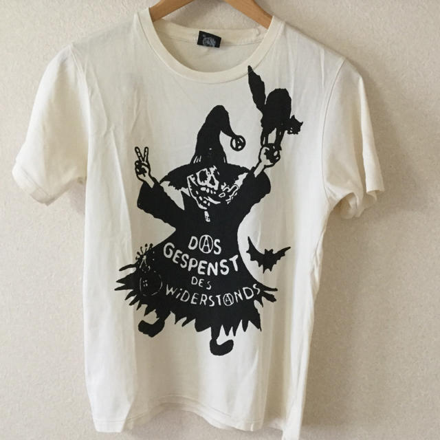 RNA(アールエヌエー)の値下げ¥2666→¥1666  RNA スカル Tシャツ レディースのトップス(Tシャツ(半袖/袖なし))の商品写真