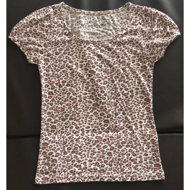 allamanda(アラマンダ)のアラマンダ♡ピンクヒョウ柄Tシャツ♡即購入可能 メンズのトップス(Tシャツ/カットソー(半袖/袖なし))の商品写真