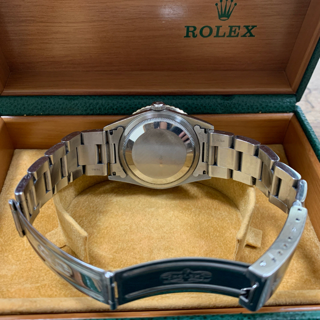 ROLEX(ロレックス)のROLEX  DATE JUST サンダーバード ブラック16264 メンズの時計(腕時計(アナログ))の商品写真