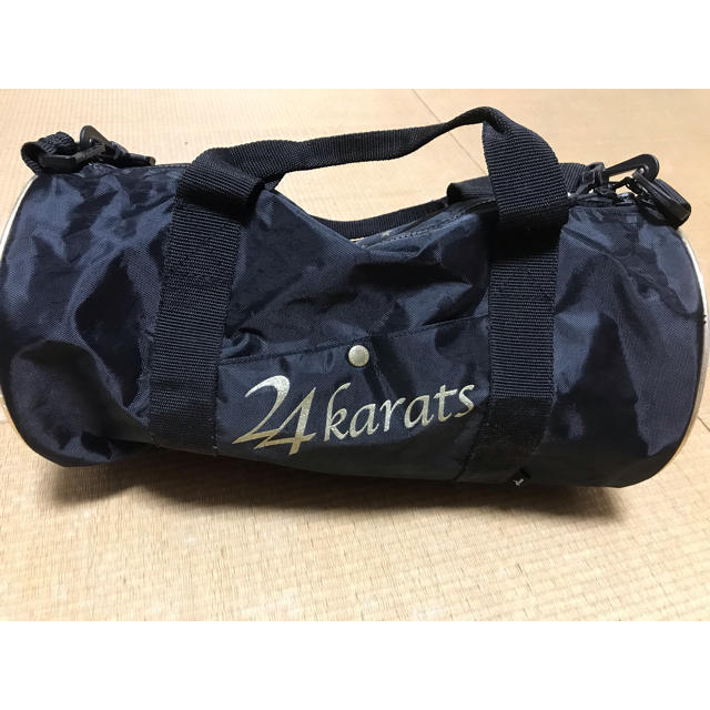 24karats(トゥエンティーフォーカラッツ)の♦︎新品、未使用♦︎ 24karats ドラムバック　ショルダーバッグ メンズのバッグ(ドラムバッグ)の商品写真