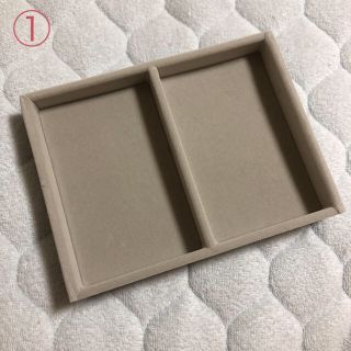 ムジルシリョウヒン(MUJI (無印良品))の1/3 無印♡アクリルケースよりベロア調仕切り(小物入れ)