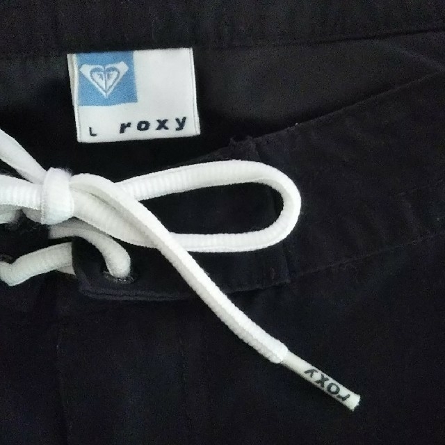 Roxy(ロキシー)のROXY サーフパンツ L 黒 レディースのパンツ(ショートパンツ)の商品写真