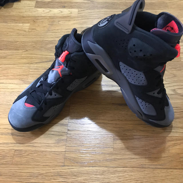 NIKE(ナイキ)のPARIS SAINT GERMAIN AIR JORDAN 6 PSG メンズの靴/シューズ(スニーカー)の商品写真