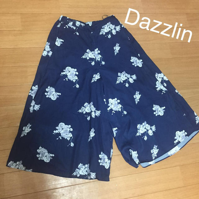 dazzlin(ダズリン)のDazzlin☆今季☆ガウチョ レディースのパンツ(ハーフパンツ)の商品写真