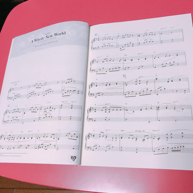 Disney(ディズニー)のディズニー ピアノ 楽譜 本 楽器のスコア/楽譜(ポピュラー)の商品写真