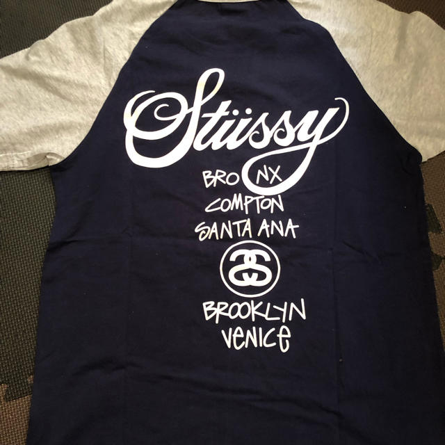 STUSSY(ステューシー)のstussy ワールドツアー tシャツ  レディースのトップス(Tシャツ(半袖/袖なし))の商品写真