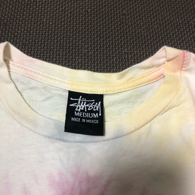 STUSSY(ステューシー)のstussy ワールドツアー tシャツ  レディースのトップス(Tシャツ(半袖/袖なし))の商品写真