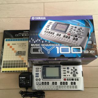 【美品】YAMAHA QY100 ＋トレーニング本(エフェクター)