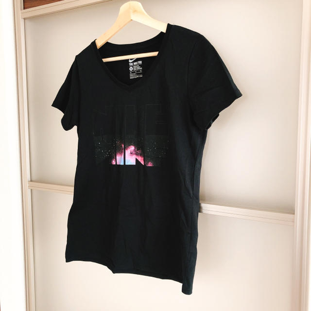 NIKE(ナイキ)のNIKE半袖Tシャツ レディースのトップス(Tシャツ(半袖/袖なし))の商品写真
