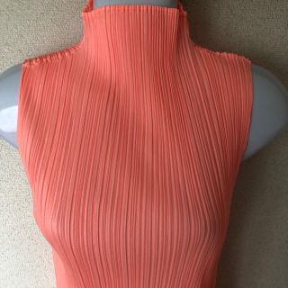 プリーツプリーズイッセイミヤケ(PLEATS PLEASE ISSEY MIYAKE)のプリーツプリーズ蛍光オレンジボトルネックカットソー サイズ 3(カットソー(半袖/袖なし))