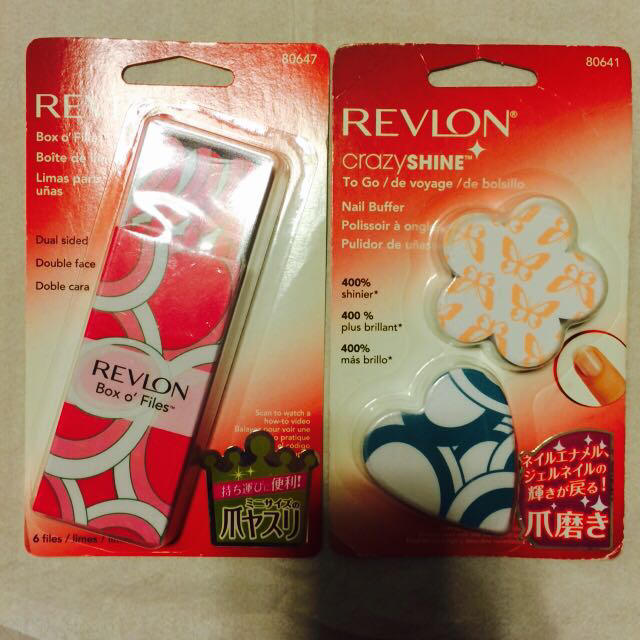 REVLON(レブロン)の爪磨き&ヤスリ コスメ/美容のネイル(ネイルケア)の商品写真