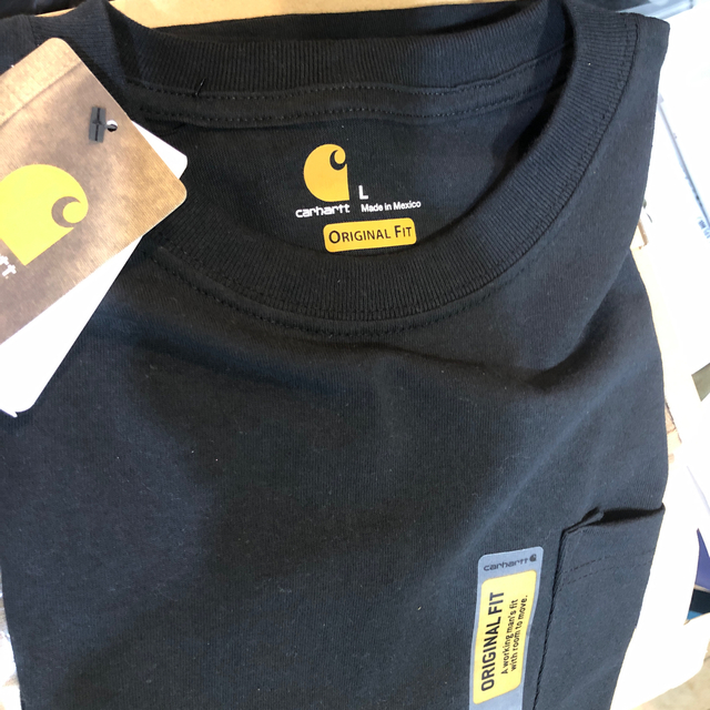 carhartt(カーハート)の新品 カーハート CARHARTT ポケット 付き 半袖 Tシャツ Lサイズ メンズのトップス(Tシャツ/カットソー(半袖/袖なし))の商品写真