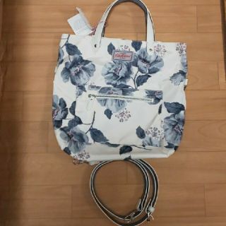 キャスキッドソン(Cath Kidston)の新品・未使用 ☆ Cath Kidston 花柄 リバーシブル バッグ(ショルダーバッグ)