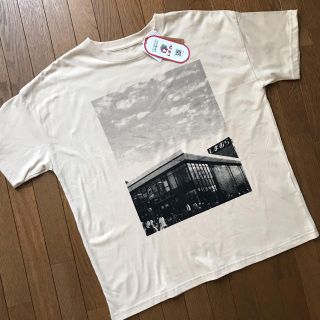 シマムラ(しまむら)のしまむら 店舗フォト ベージュ Mサイズ Tシャツ(Tシャツ(半袖/袖なし))