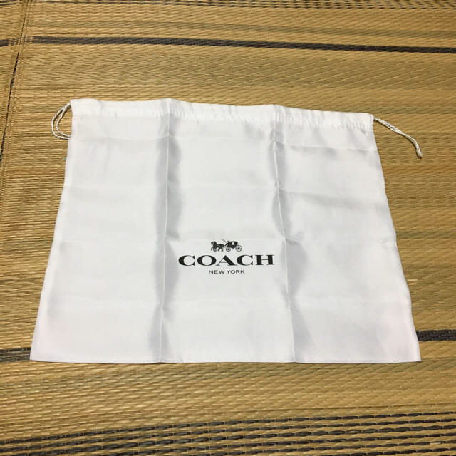 COACH ショルダーバッグの通販 by まーるmaru's shop｜コーチならラクマ - COACH 定番人気