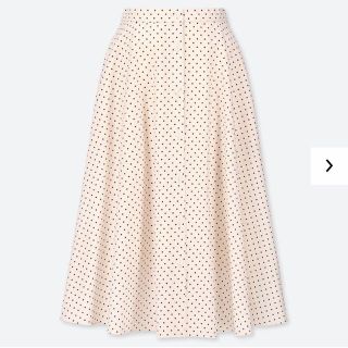 ユニクロ(UNIQLO)のユニクロ フロントボタンサーキュラースカート ドット(ひざ丈スカート)