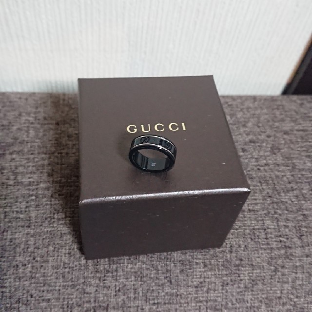 Gucci(グッチ)の期間限定値下げ！ 美品！！GUCCI  指輪  リング  ブラック  13号 レディースのアクセサリー(リング(指輪))の商品写真