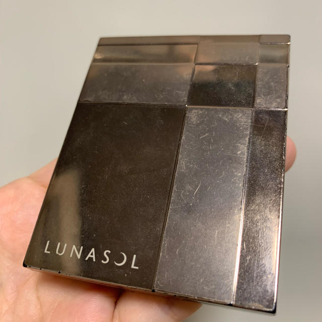 LUNASOL(ルナソル)のクローバー様 専用 コスメ/美容のベースメイク/化粧品(アイシャドウ)の商品写真