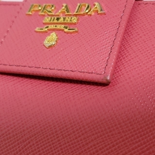 【値下げ】PRADA プラダ 長財布 折り財布 ピンク