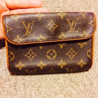 ルイヴィトン(LOUIS VUITTON)のルイヴィトンミニポーチ(クラッチバッグ)