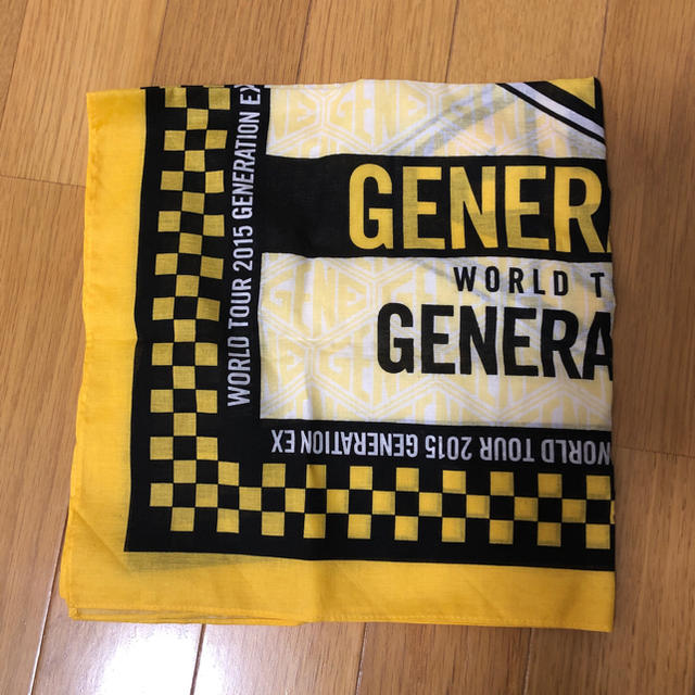 GENERATIONS(ジェネレーションズ)のお値下げ GENERATION EXツアーバンダナ エンタメ/ホビーのタレントグッズ(ミュージシャン)の商品写真