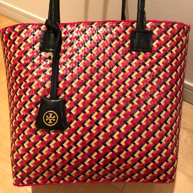 Tory Burch(トリーバーチ)の TORY BURCH ストロー カゴバッグ レディースのバッグ(かごバッグ/ストローバッグ)の商品写真