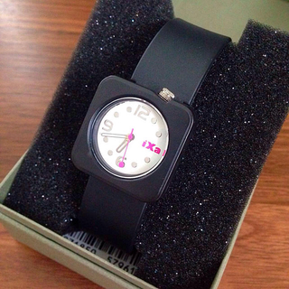値下げ☆腕時計 黒 ラバーベルト(腕時計)