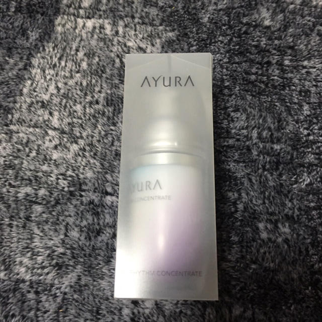 アユーラ (AYURA)