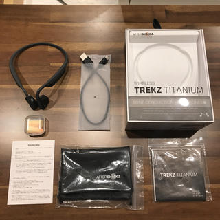 AFTERSHOKZ TREKZ TITANIUM 骨伝導イヤフォン(ヘッドフォン/イヤフォン)