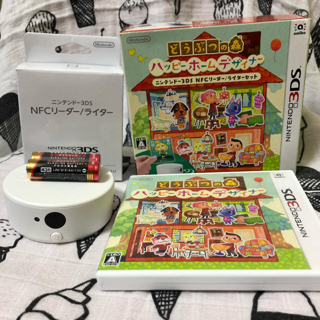 ニンテンドー3DS(ニンテンドー3DS)のどうぶつの森 ハッピーホームデザイナー NFCリーダー/ライター セット エンタメ/ホビーのゲームソフト/ゲーム機本体(携帯用ゲームソフト)の商品写真