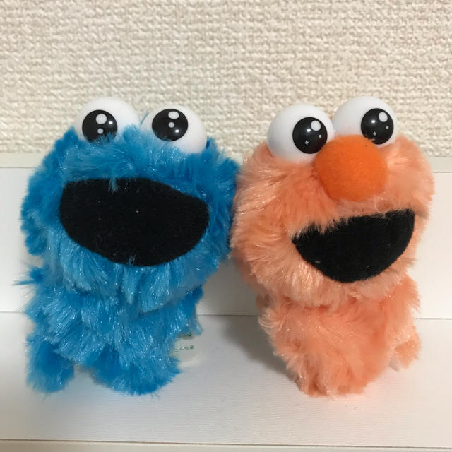 SESAME STREET(セサミストリート)のクッキーモンスター♥エルモ♥ぬいぐるみ エンタメ/ホビーのおもちゃ/ぬいぐるみ(ぬいぐるみ)の商品写真