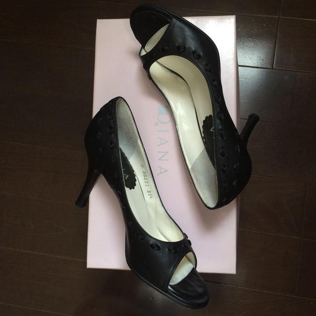 DIANA(ダイアナ)のDIANA☆オープントゥ☆21.5センチ レディースの靴/シューズ(ハイヒール/パンプス)の商品写真