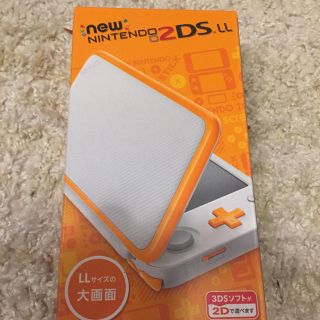 ニンテンドー2DS(ニンテンドー2DS)のNINNTENDO 2ds LL   オレンジ×ホワイト 本体 未使用 新品(携帯用ゲーム機本体)