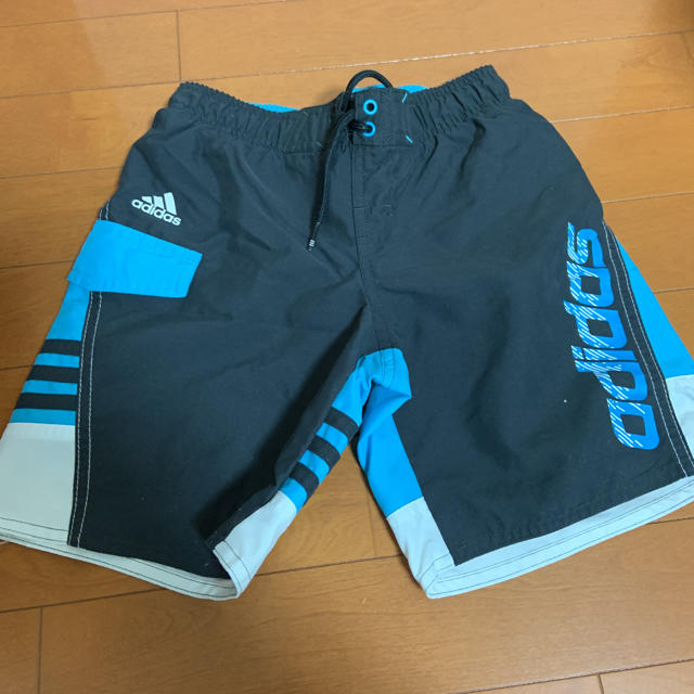 adidas(アディダス)のアディダス 水着 キッズ 130cm キッズ/ベビー/マタニティのキッズ服男の子用(90cm~)(水着)の商品写真