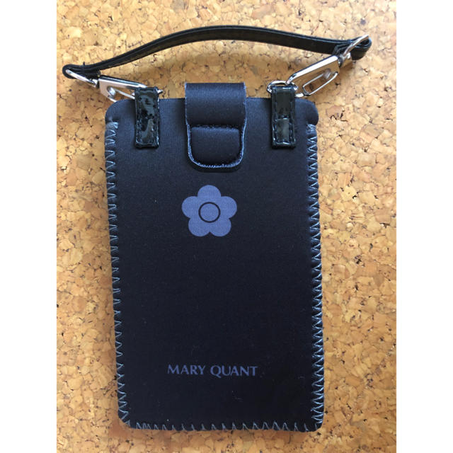 MARY QUANT(マリークワント)のMARY QUANT スマホケース スマホ/家電/カメラのスマホアクセサリー(iPhoneケース)の商品写真